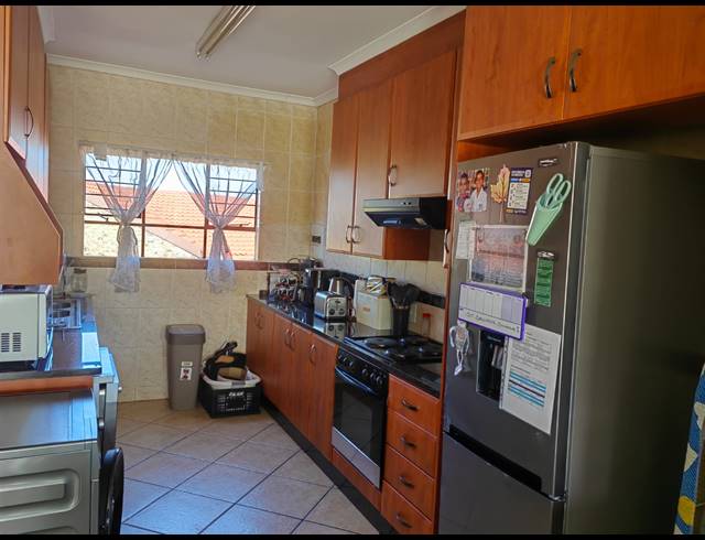98M² APARTMENT BLOCK FOR SALE IN LIEFDE EN VREDE